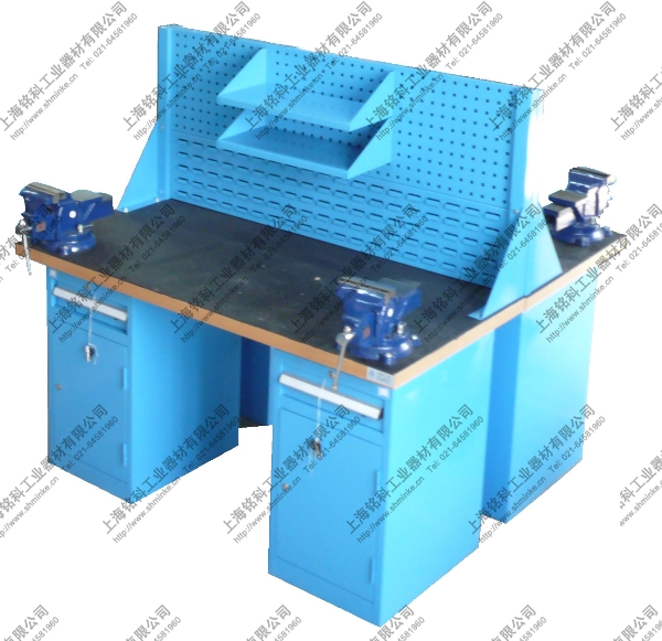 鉗工實(shí)訓(xùn)臺(tái)